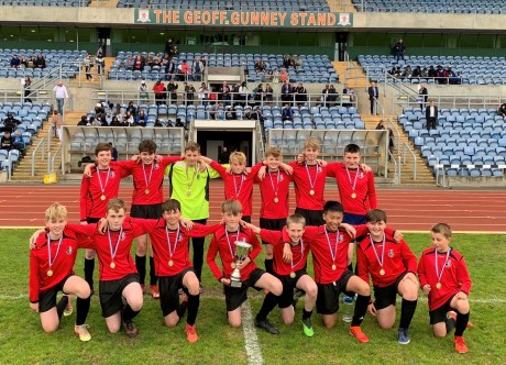 Leeds Football Champions 2022 Y8