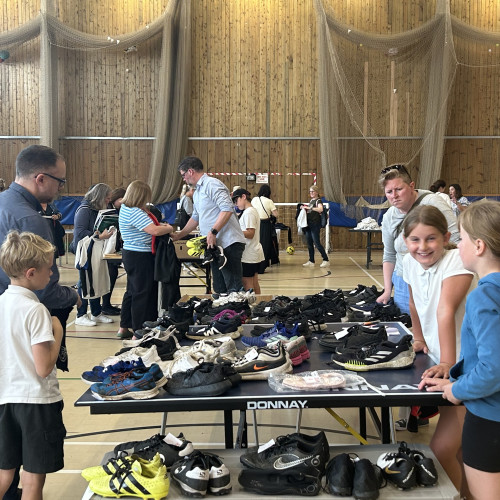 IGS Sustainable Uniform Sale 2025 06